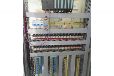 濟(jì)南變頻柜的功能及特點(diǎn)